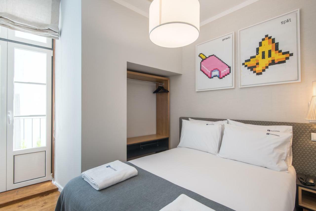 Single Room Interior View,847783091:JPEG