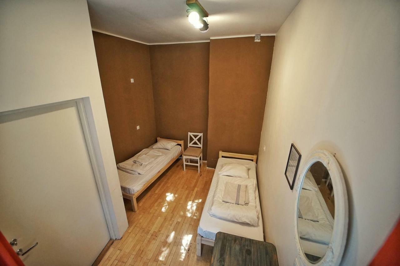 Budget Twin Room,847905137:JPEG
