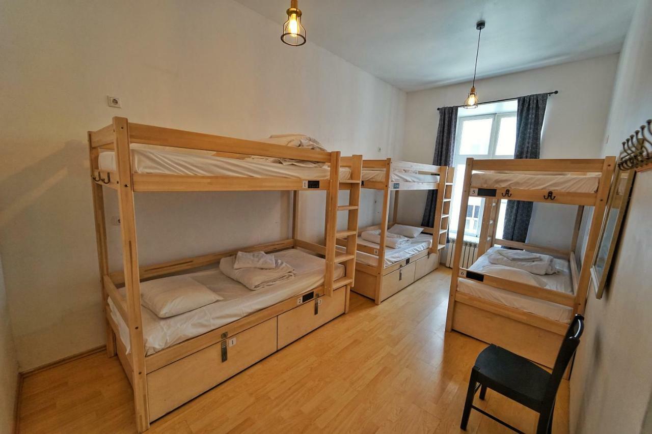 6-Bed Private Room,847908119:JPEG