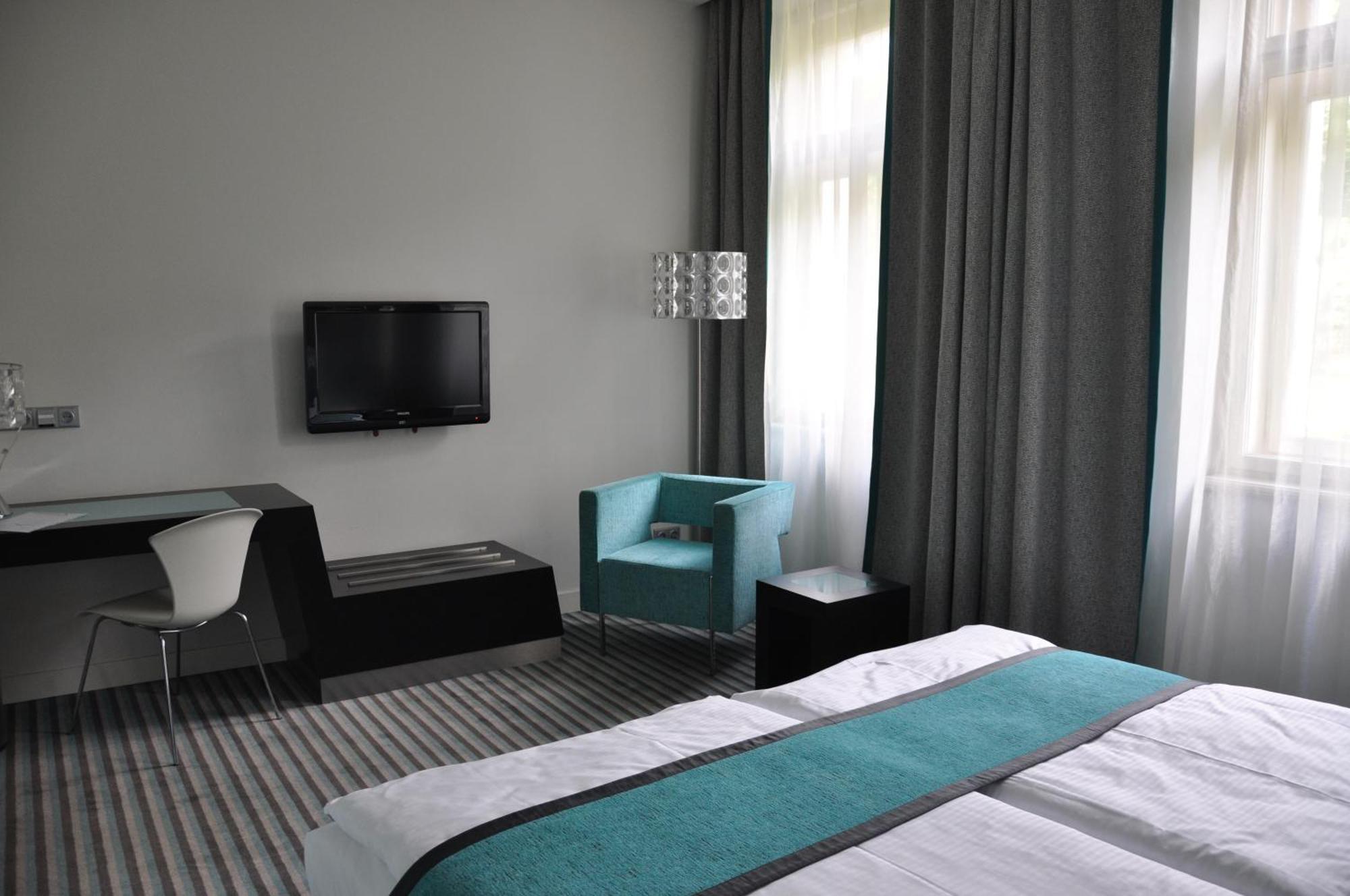 Double or Twin Room,62215732:JPEG