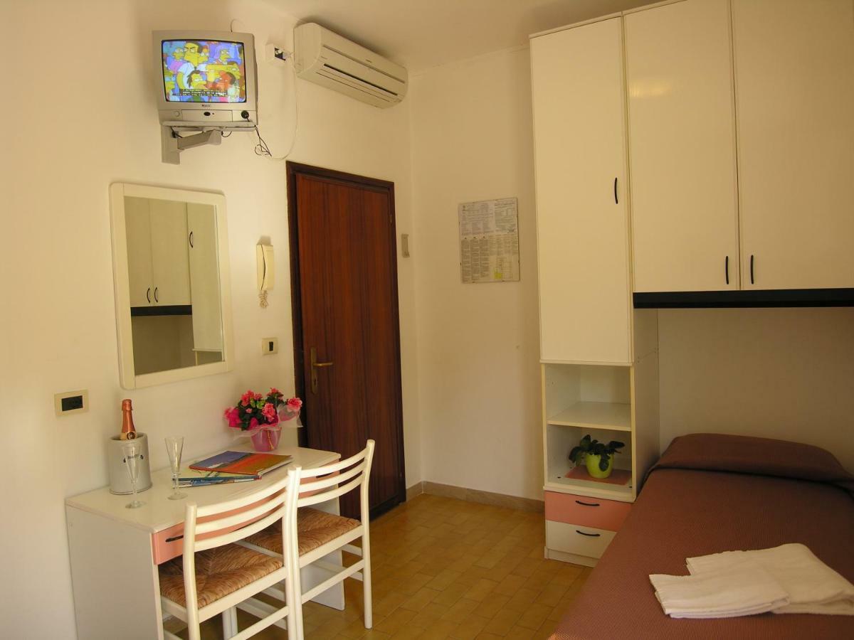 Triple Room Terrace