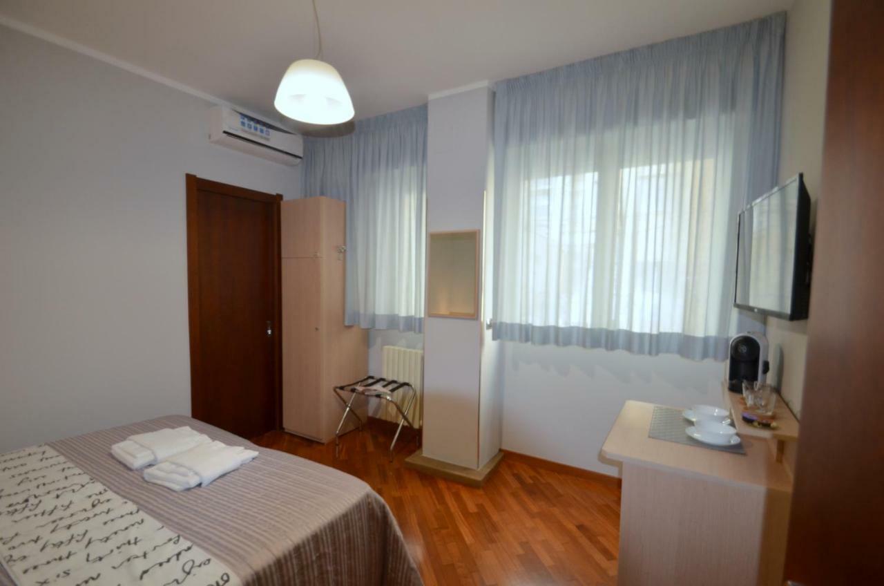 Double or Twin Room,850786643:JPEG