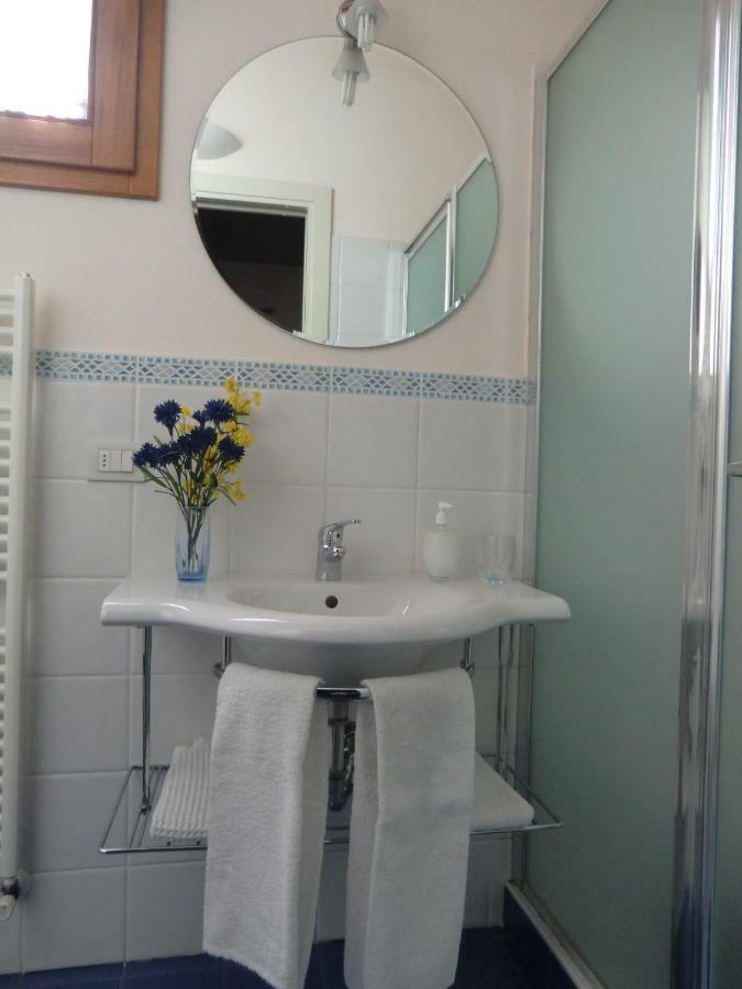 Double Room Private Bathroom,850973720:JPEG