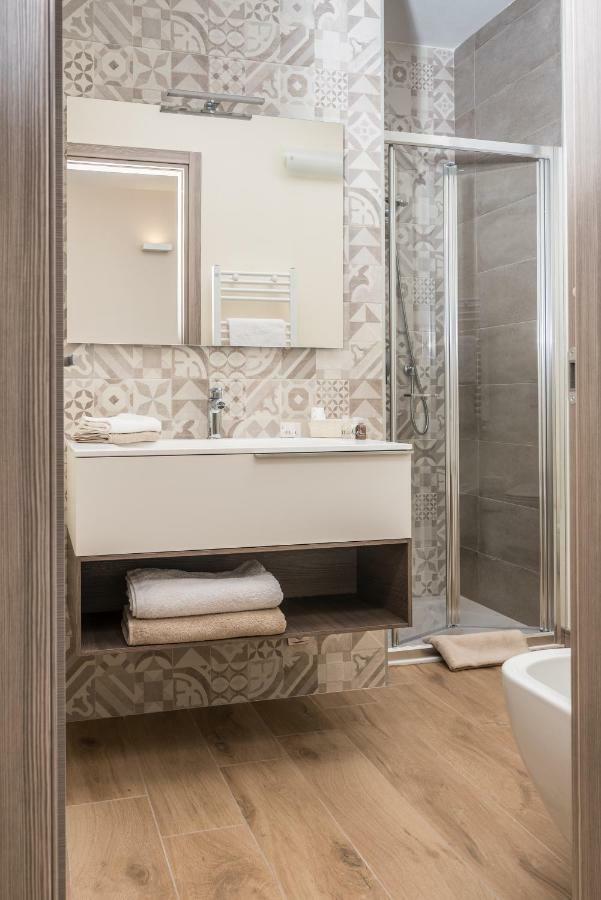 Triple Room Private Bathroom,851108051:JPEG