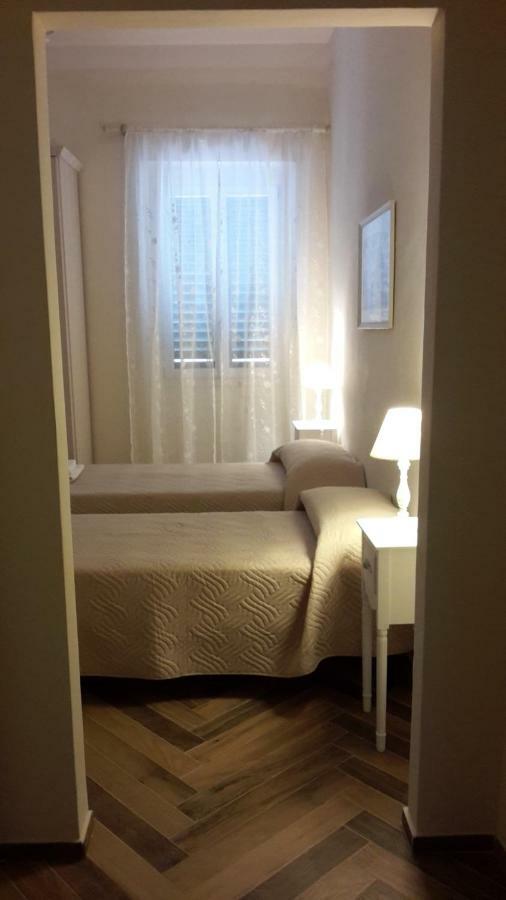 Large Double Room,852073454:JPEG