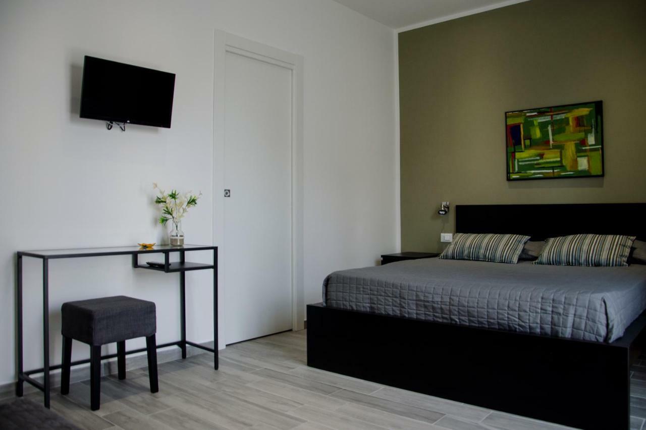 Double Room,884981836:JPEG