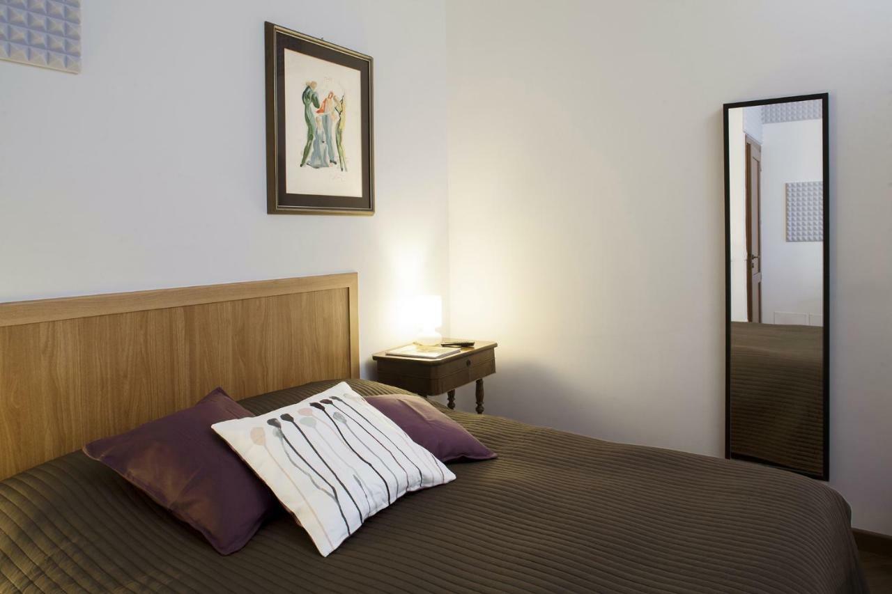 Double Room Private External Bathroom