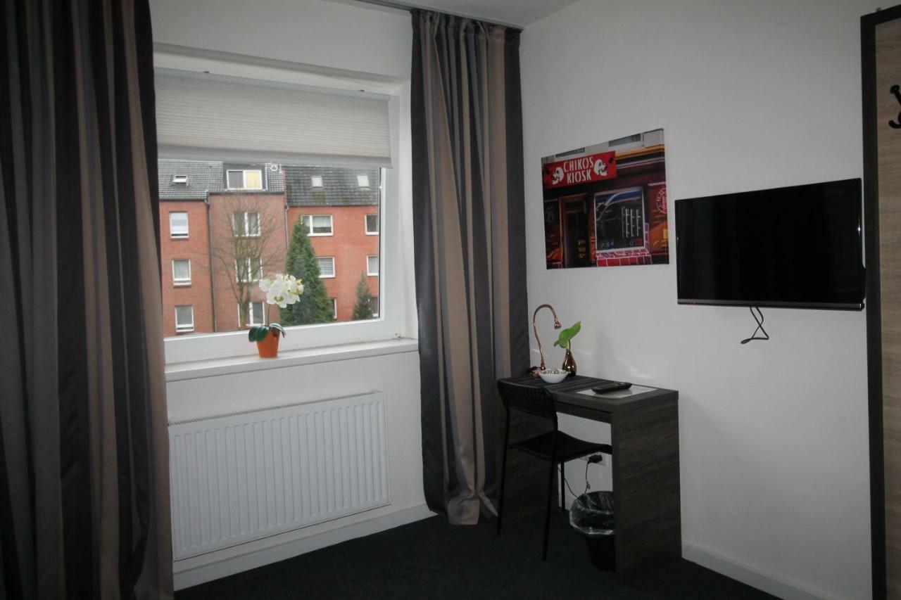 Large Double Room