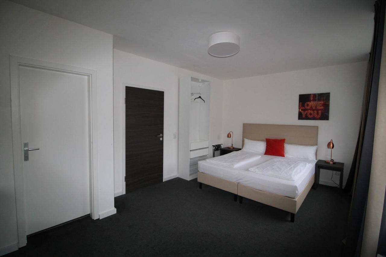 Large Double Room