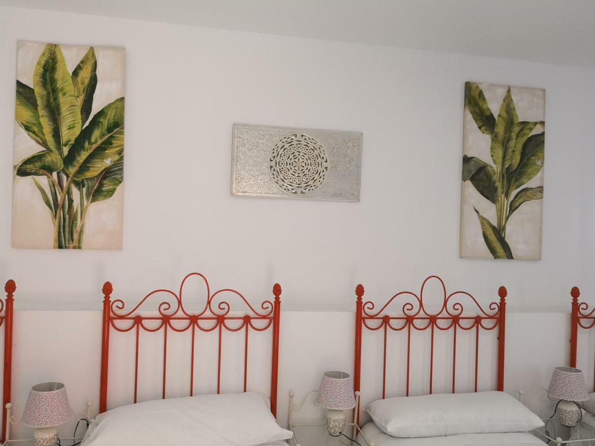 Holiday Home,940553725:JPEG