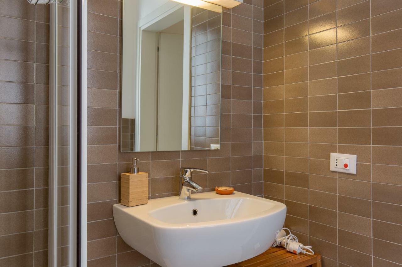 Double or Twin Room with Private Bathroom,864032396:JPEG