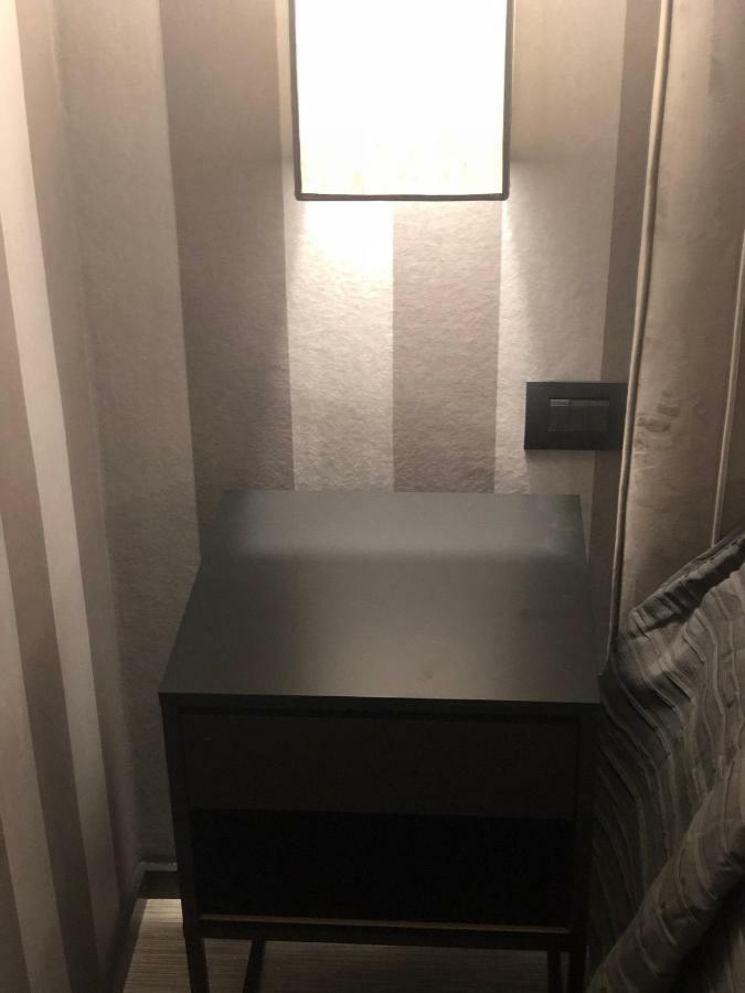 Double Room,866184731:JPEG