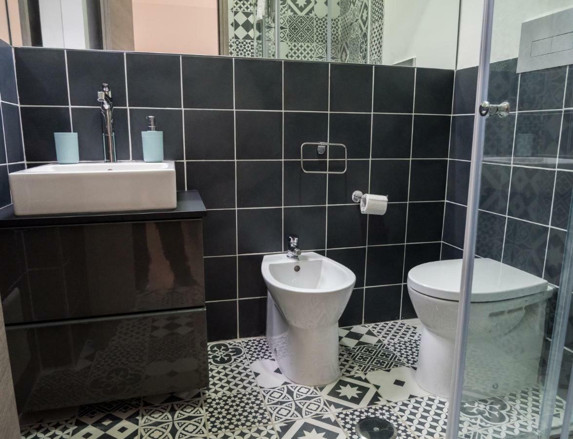 Double Room,897878182:JPEG
