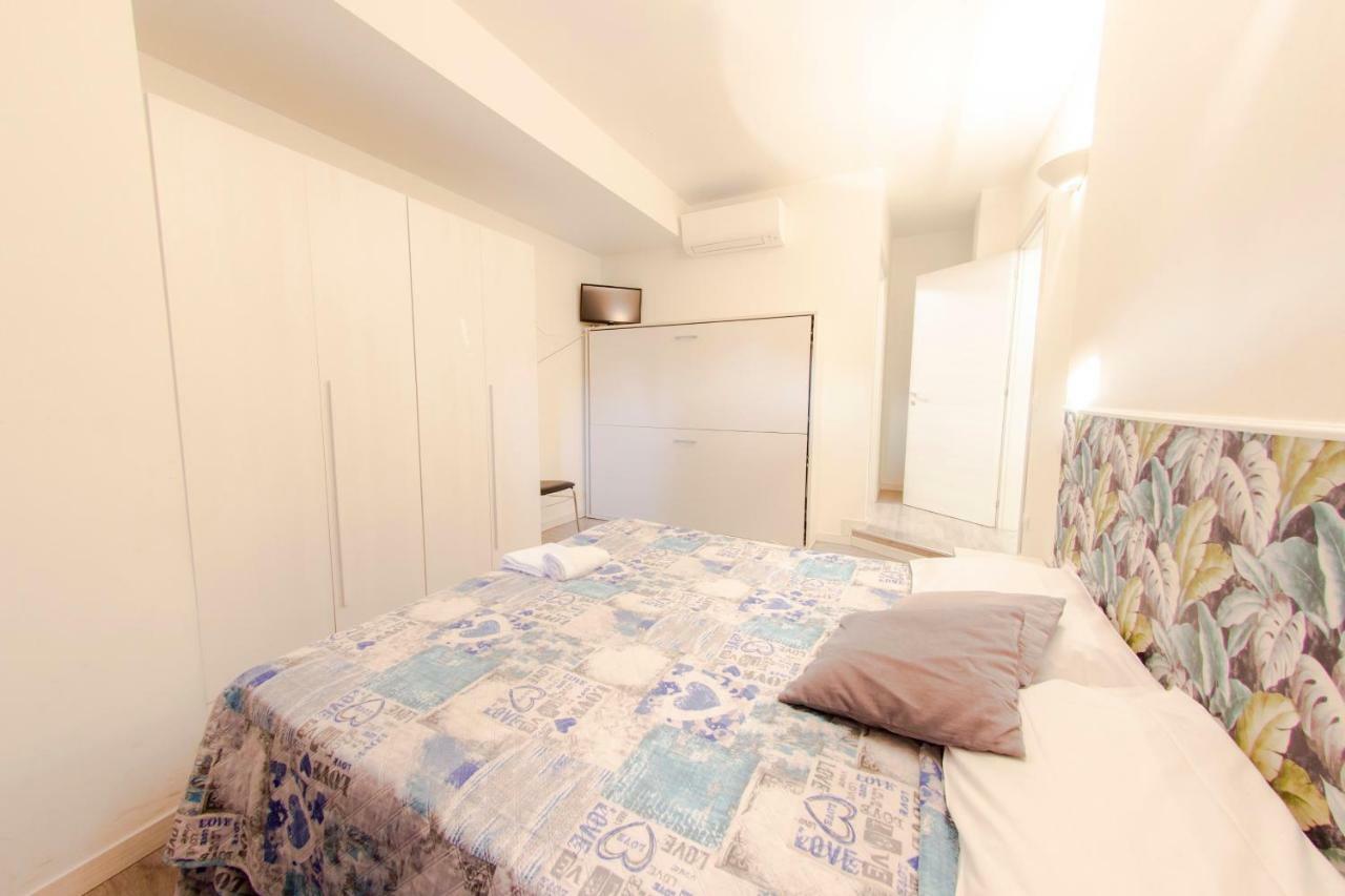Large Double or Twin Room
