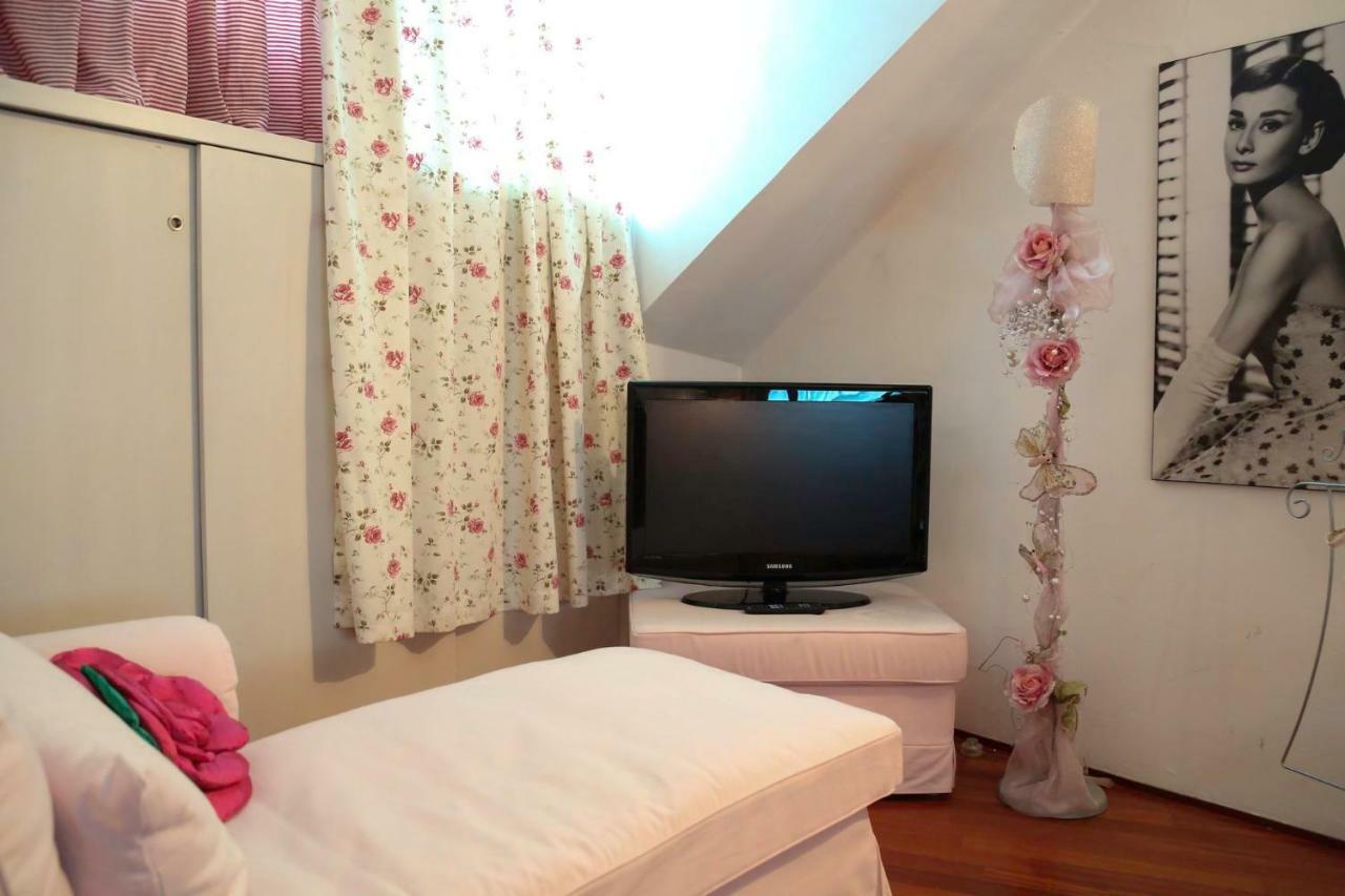 Triple Room,923008504:JPEG