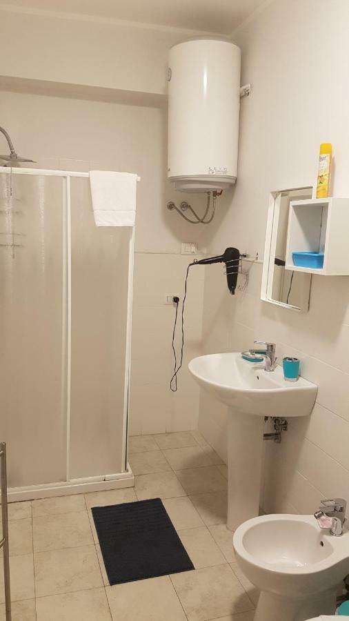 Twin Room Private Bathroom