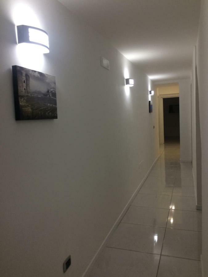 Large Double Room,922454218:JPEG
