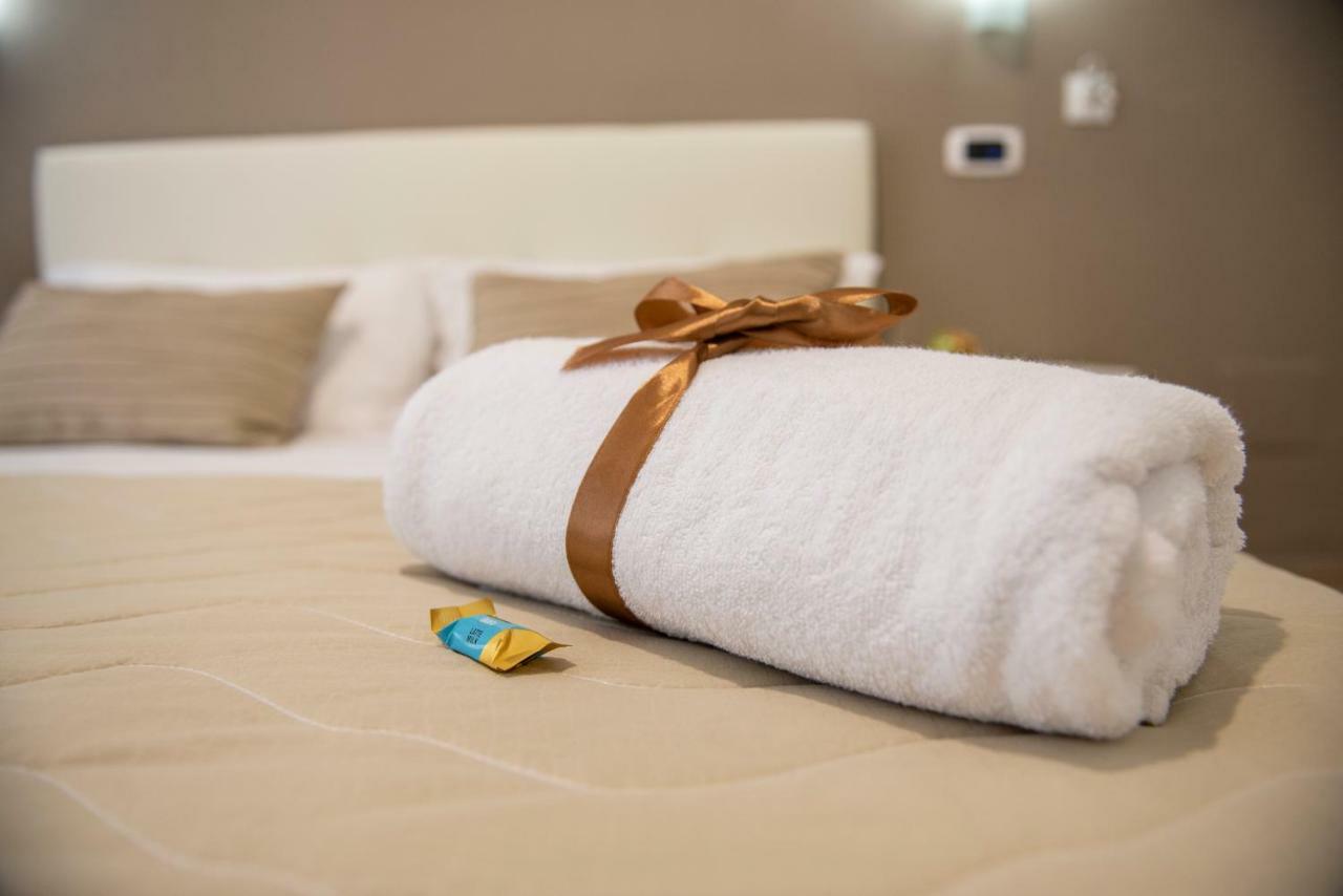 Double Room with Private Bathroom,904802929:JPEG