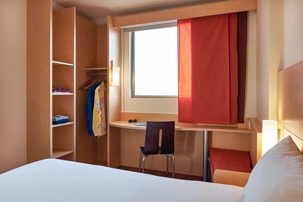Double Room,577352481:JPEG