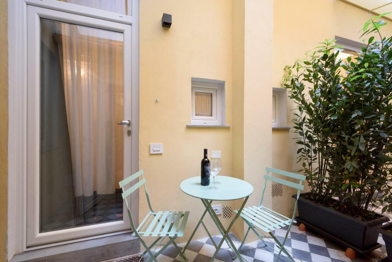 Suite Terrace,890149186:JPEG