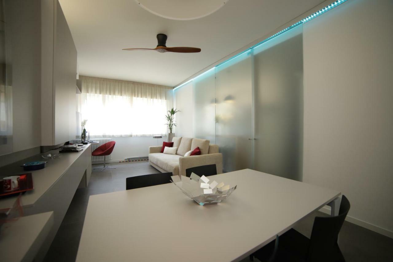 One-Bedroom House,890544184:JPEG