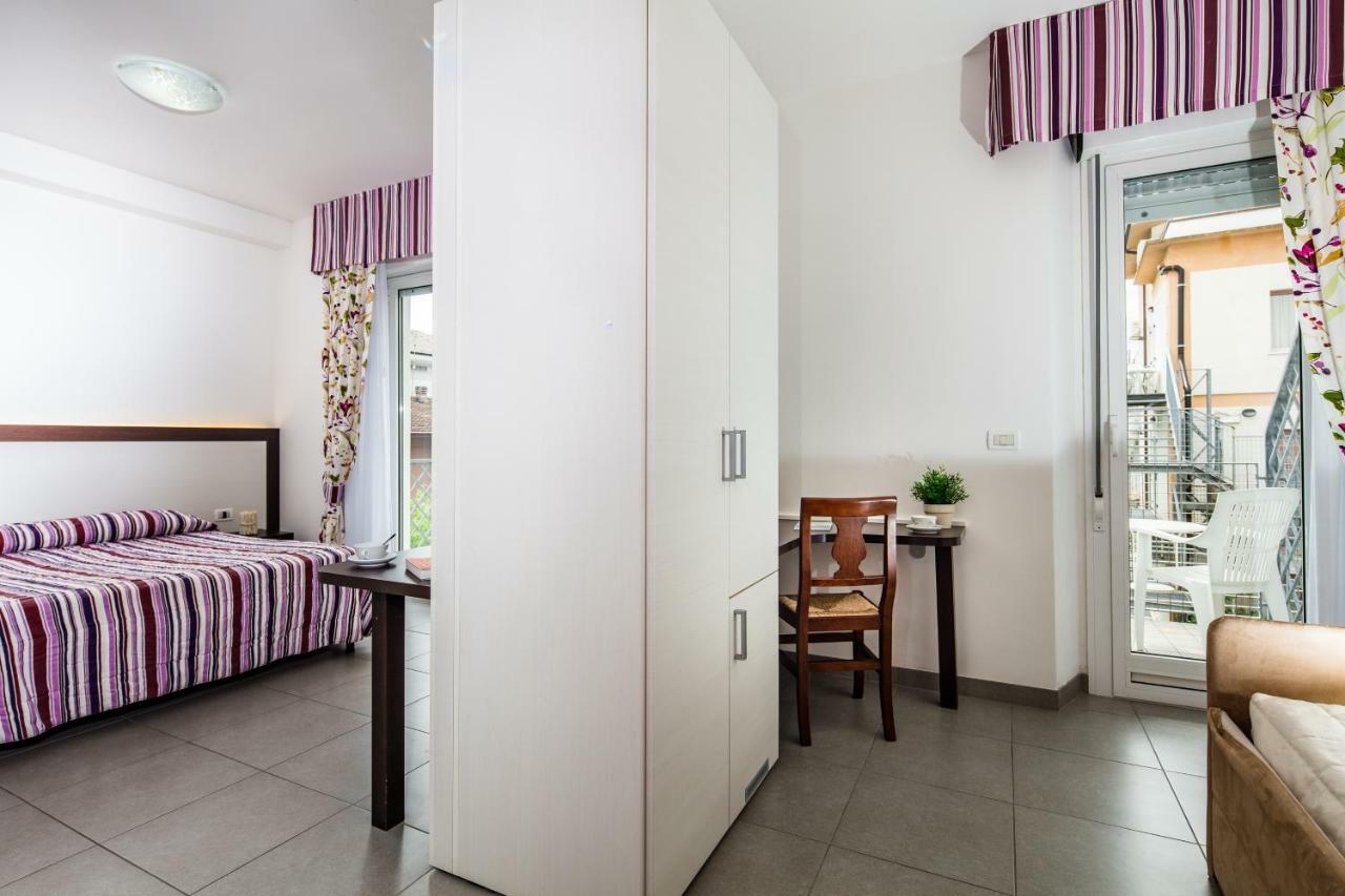 Triple Room,110724306:JPEG