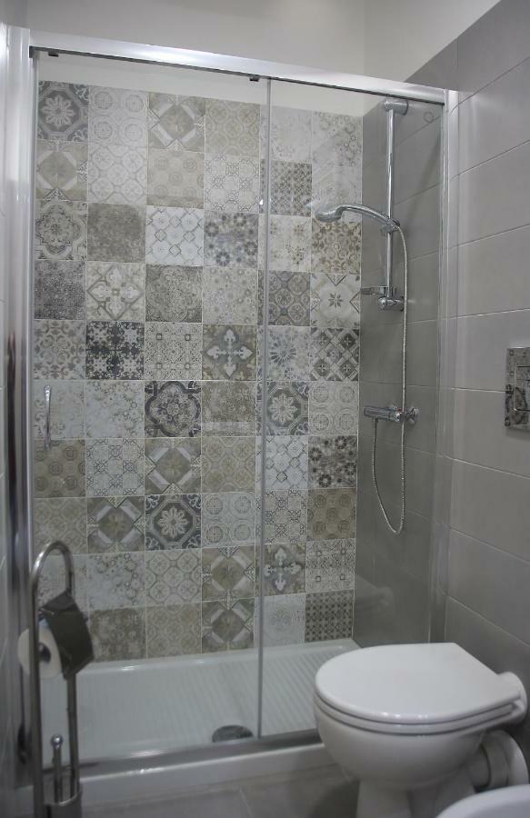 Triple Room,891691297:JPEG