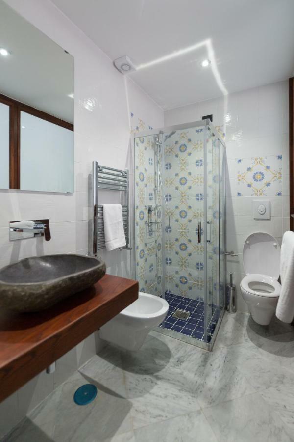 Double Room,891706426:JPEG