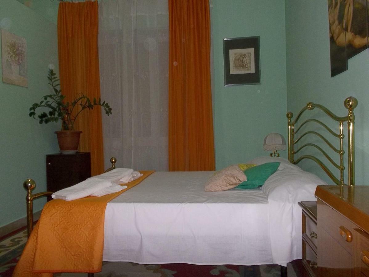Double or Twin Room,891713362:JPEG