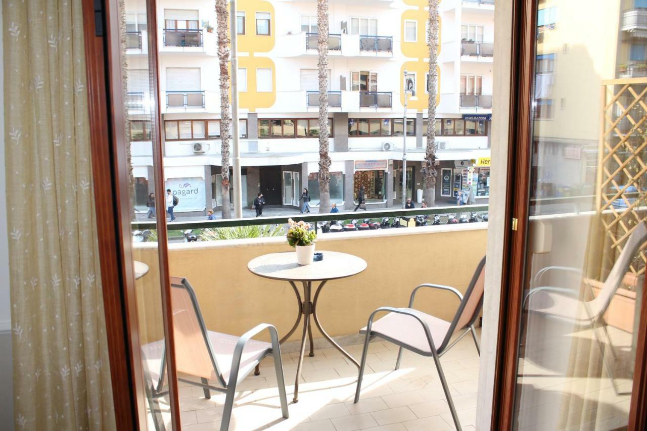 Double Room Private External Bathroom