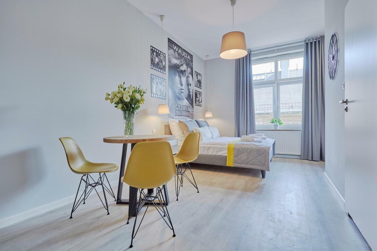 Deluxe Apartment,908736835:JPEG