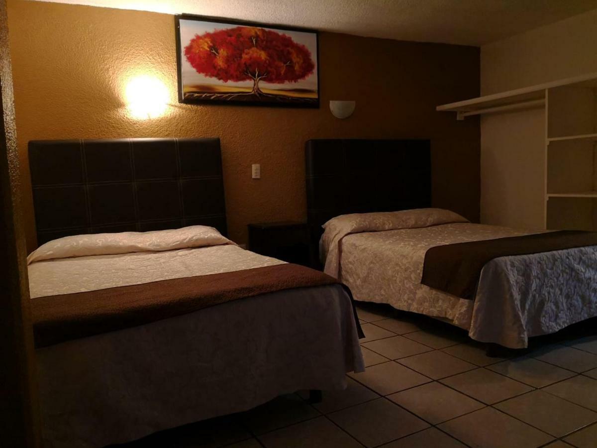 Triple Room,908841871:JPEG