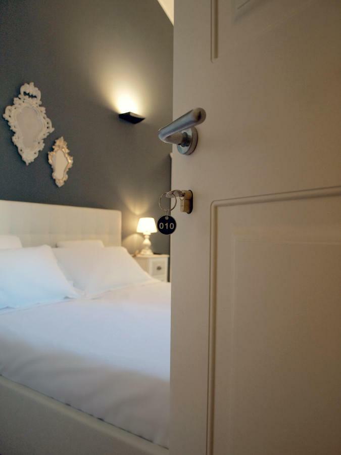 Double Room,1360475027:JPEG