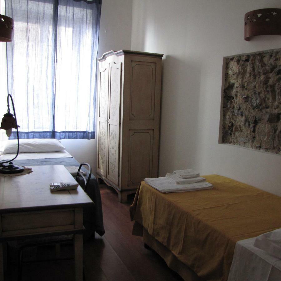 Small Twin Room,249644629:JPEG