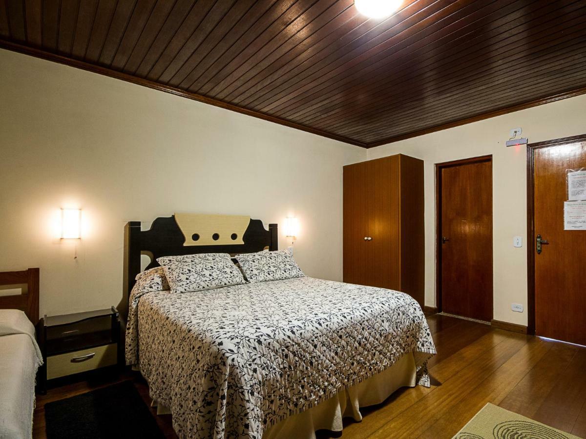 Quarto Duplo Standard