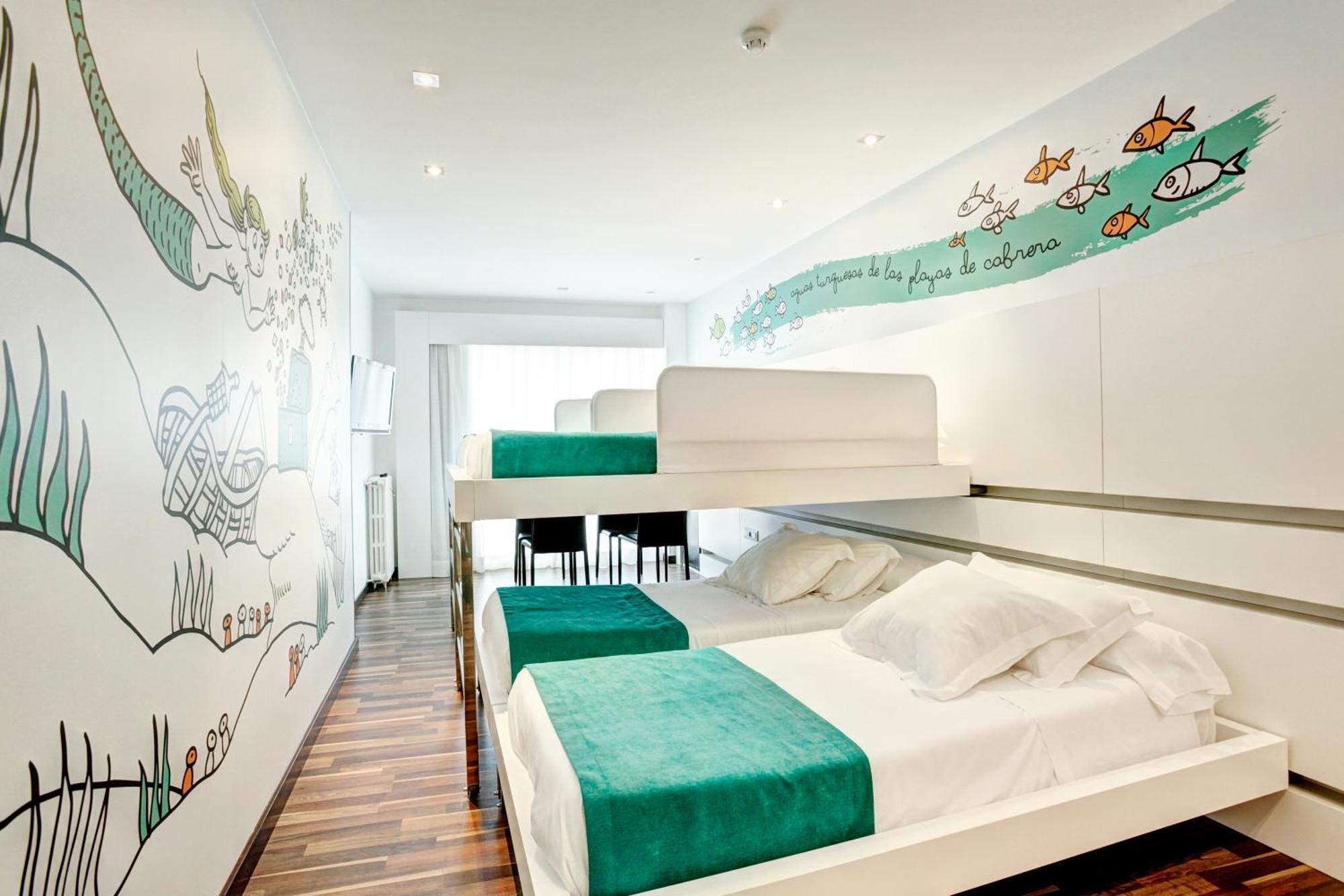 Quadruple Room Sea View