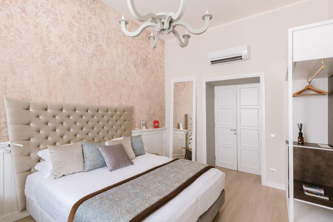 King Suite Spa Bath