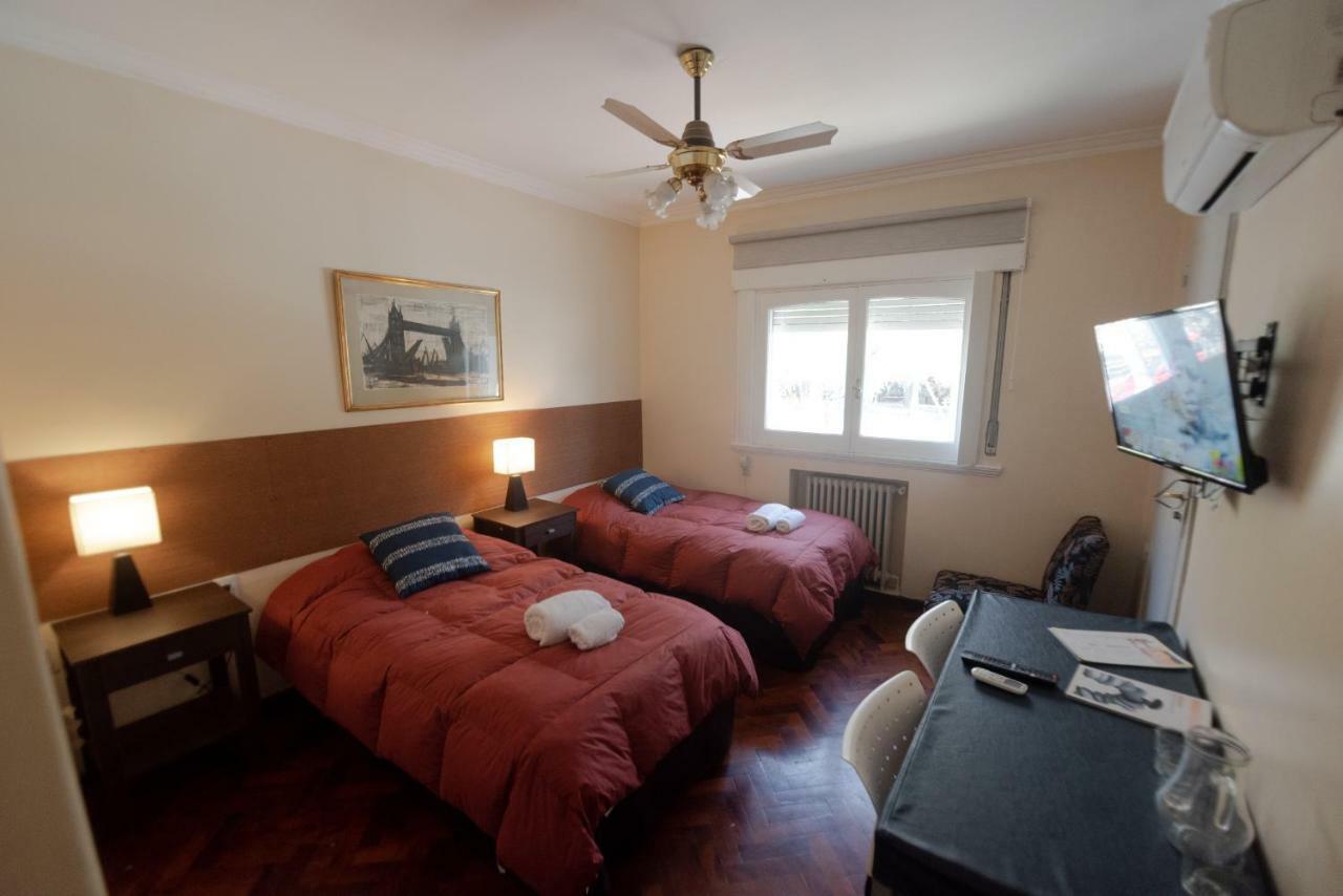 Double or Twin Room Private External Bathroom