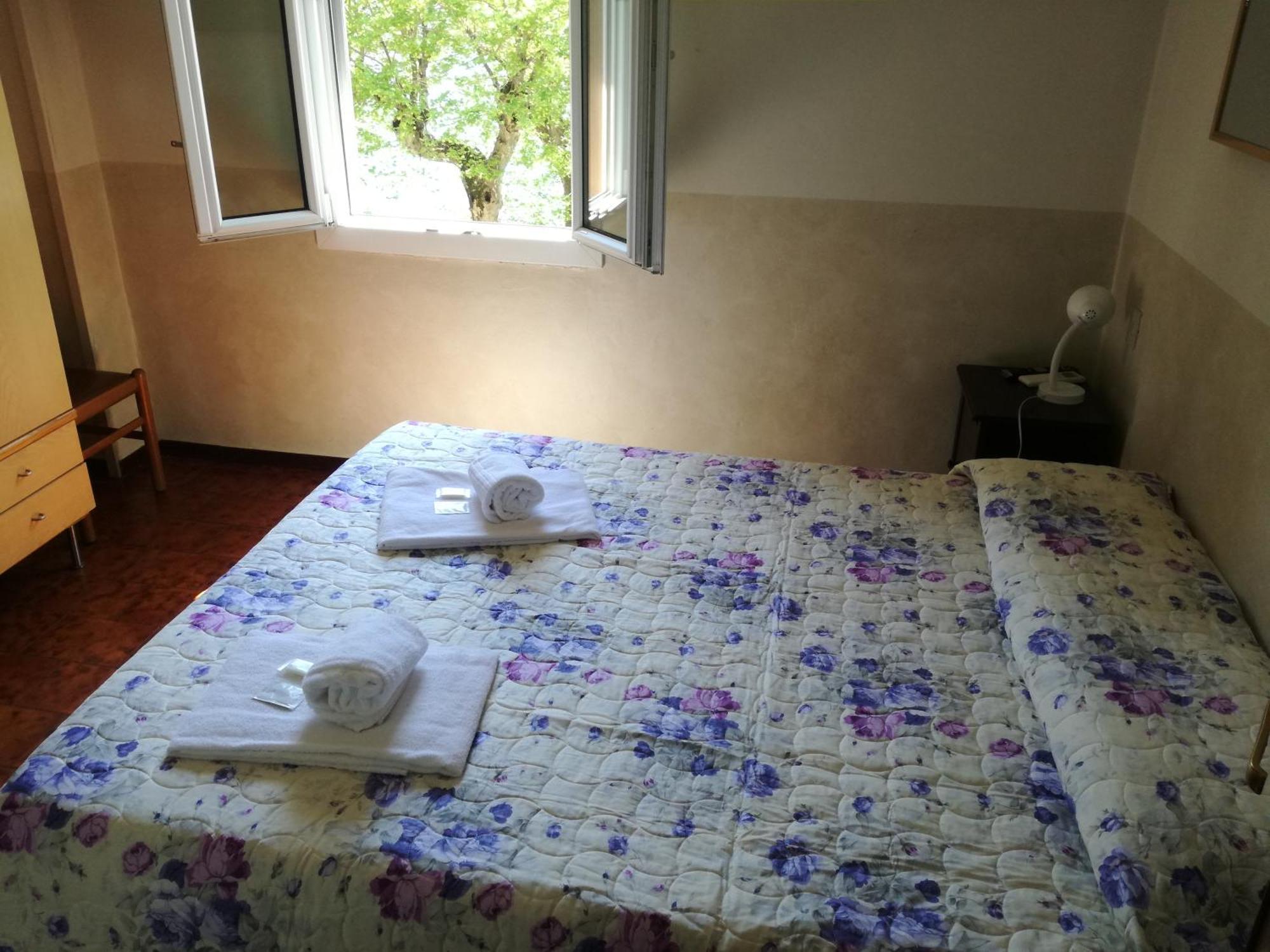 Double Room Lake View,630899670:JPEG