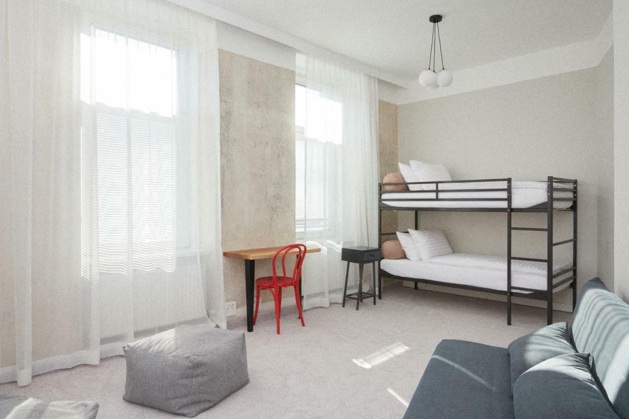Quadruple Room,910937293:JPEG