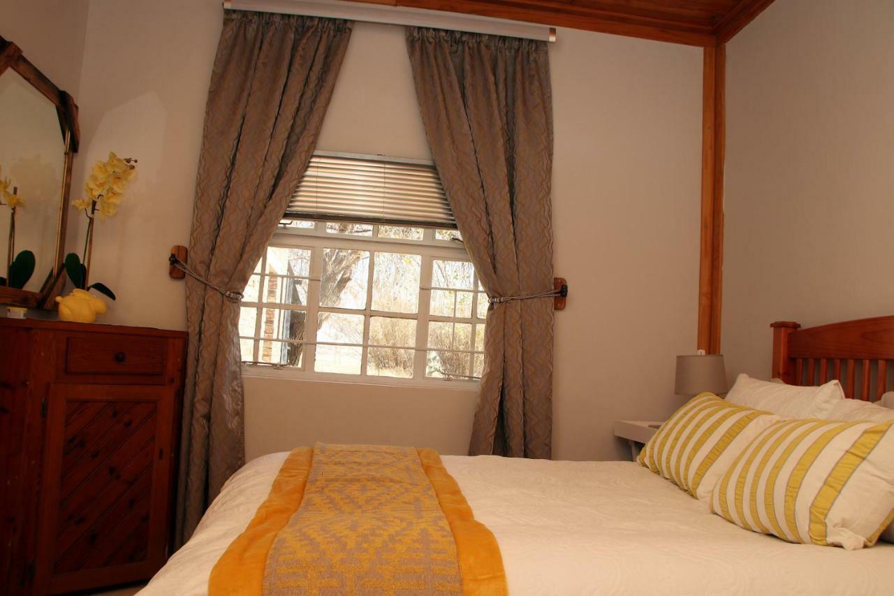 Standard Double Room,1299720811:JPEG