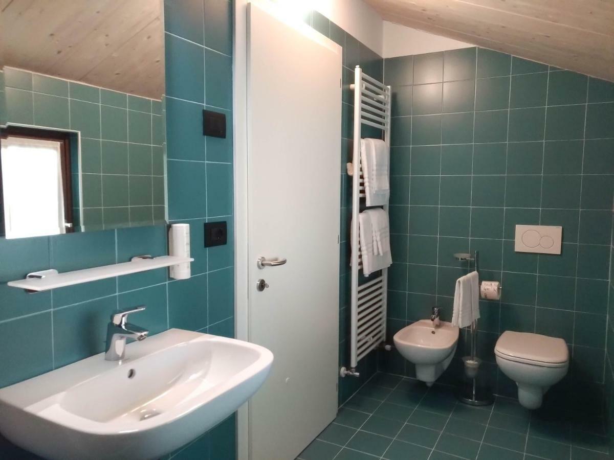 Double or Twin Room Private Bathroom