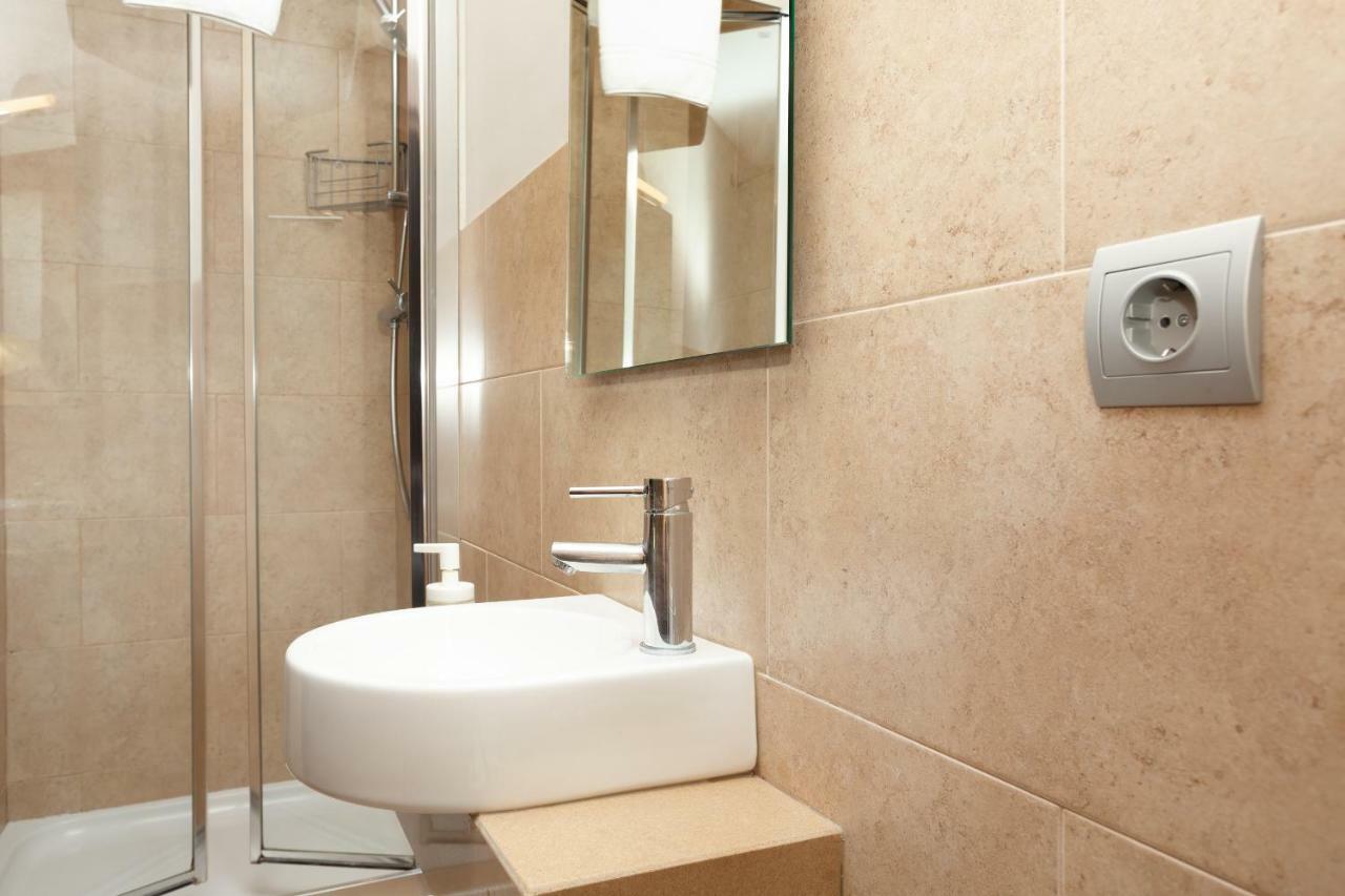 Standard Four-Bedroom Apartment,750428726:JPEG