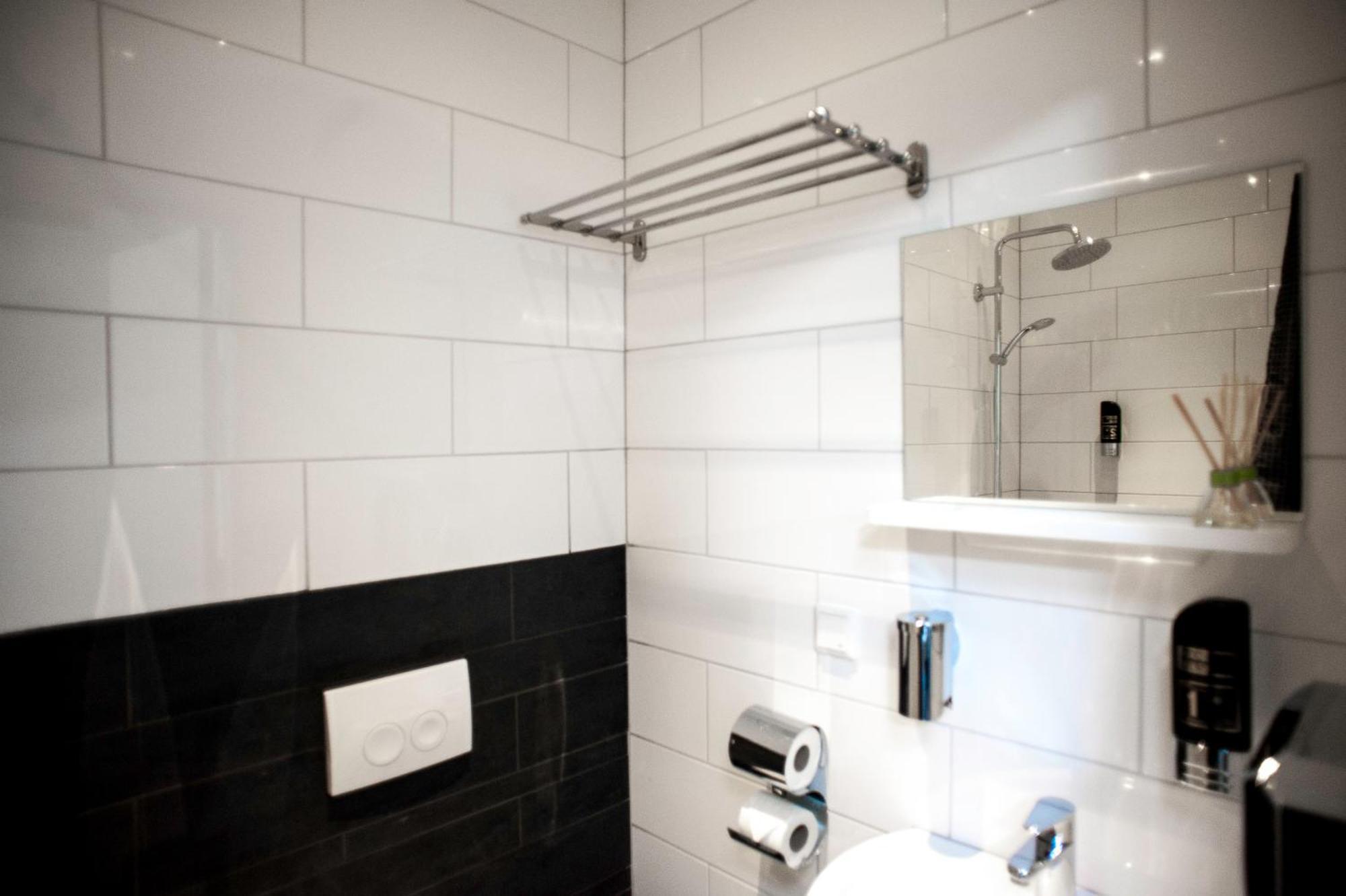 Standard Triple Room,914274988:JPEG