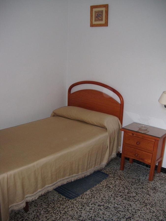 Single Room,1580560267:JPEG