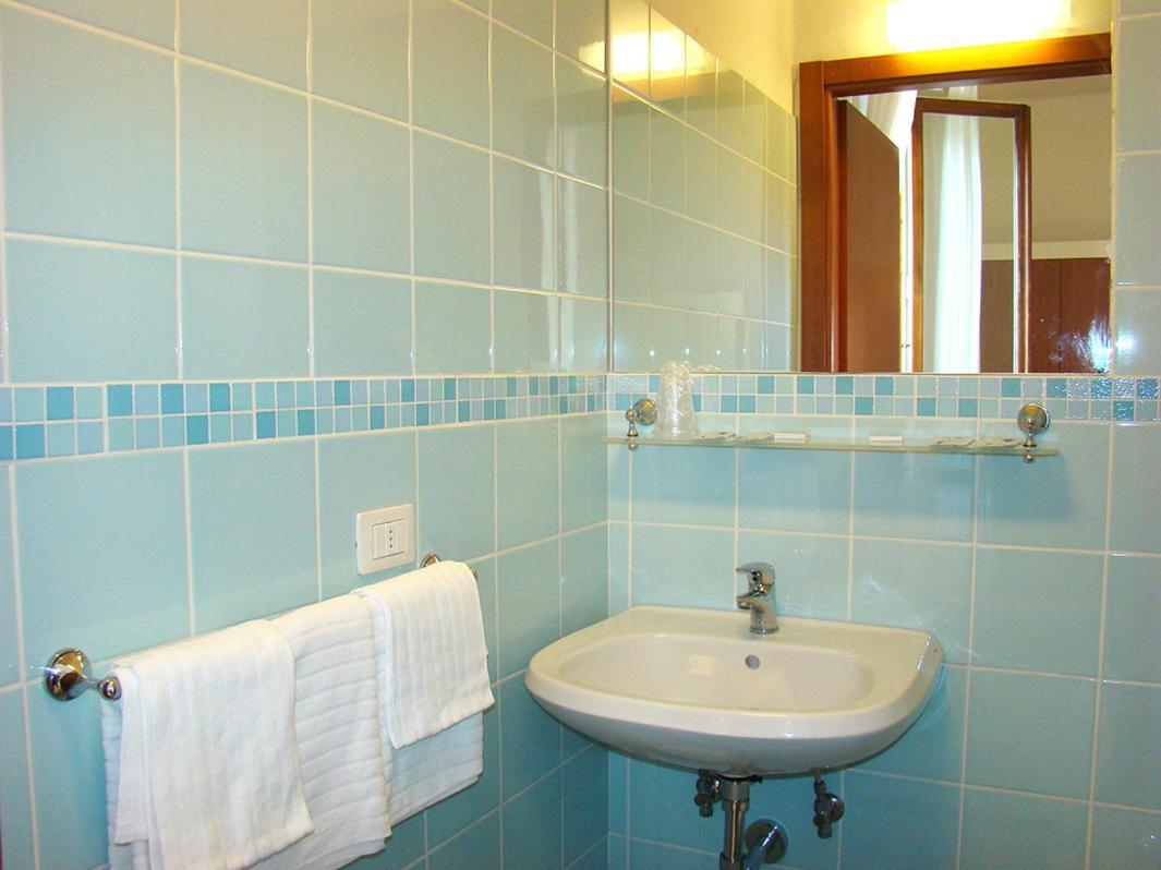 Single Room,822827582:JPEG