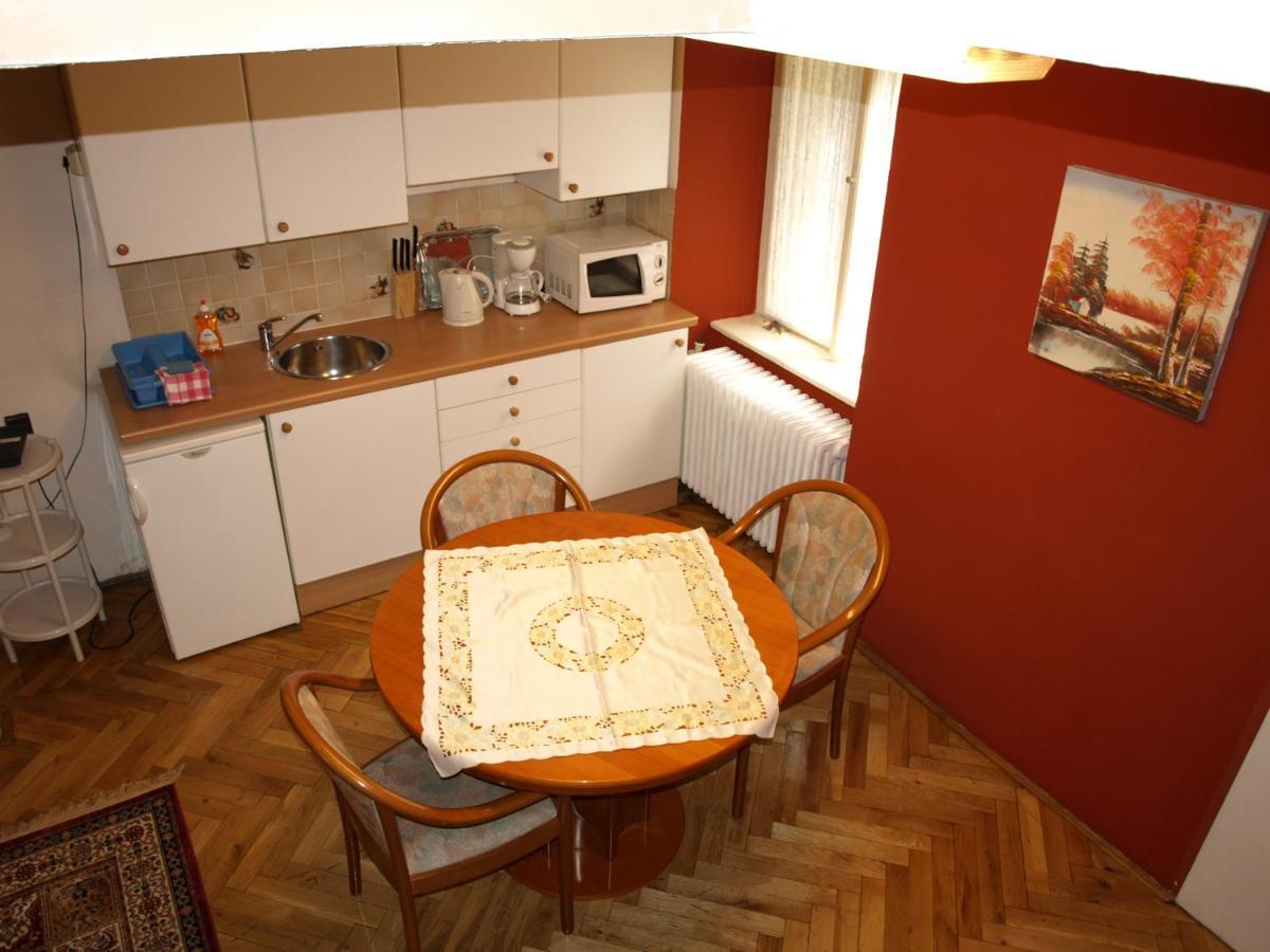 Studio Apartment view to inner yard