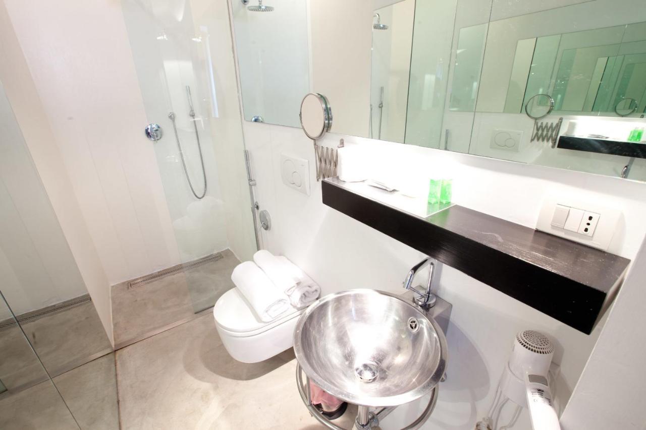 Standard Double Room,917792878:JPEG