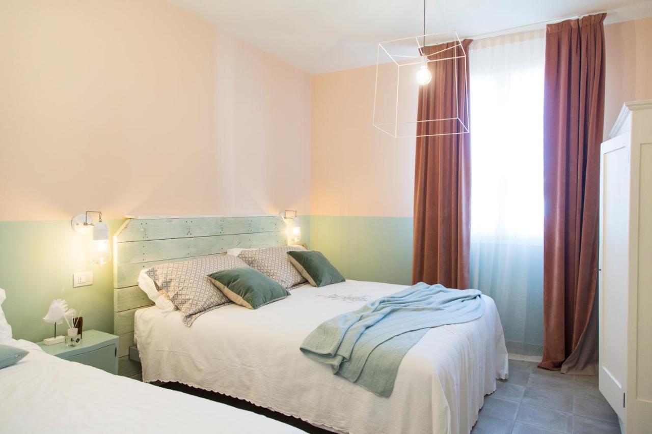 Triple Room,918518266:JPEG