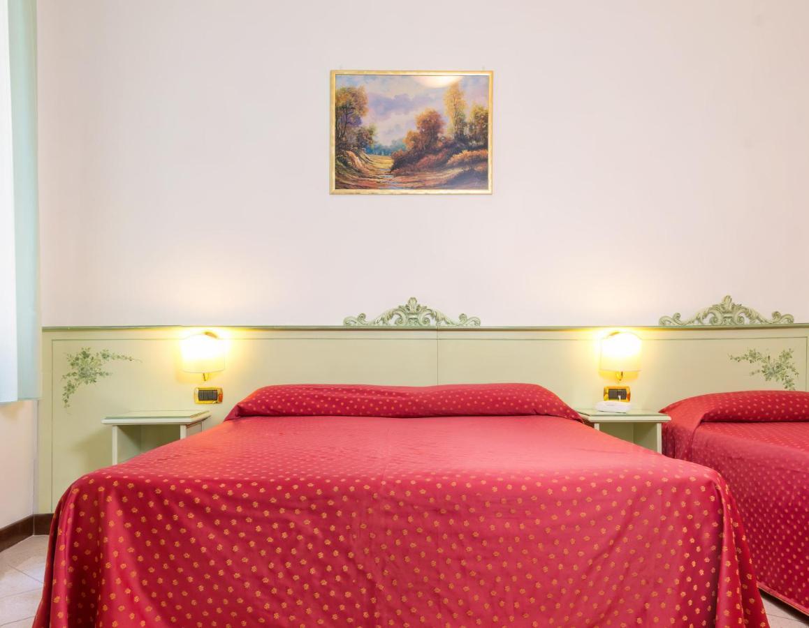 Double Room,925688191:JPEG